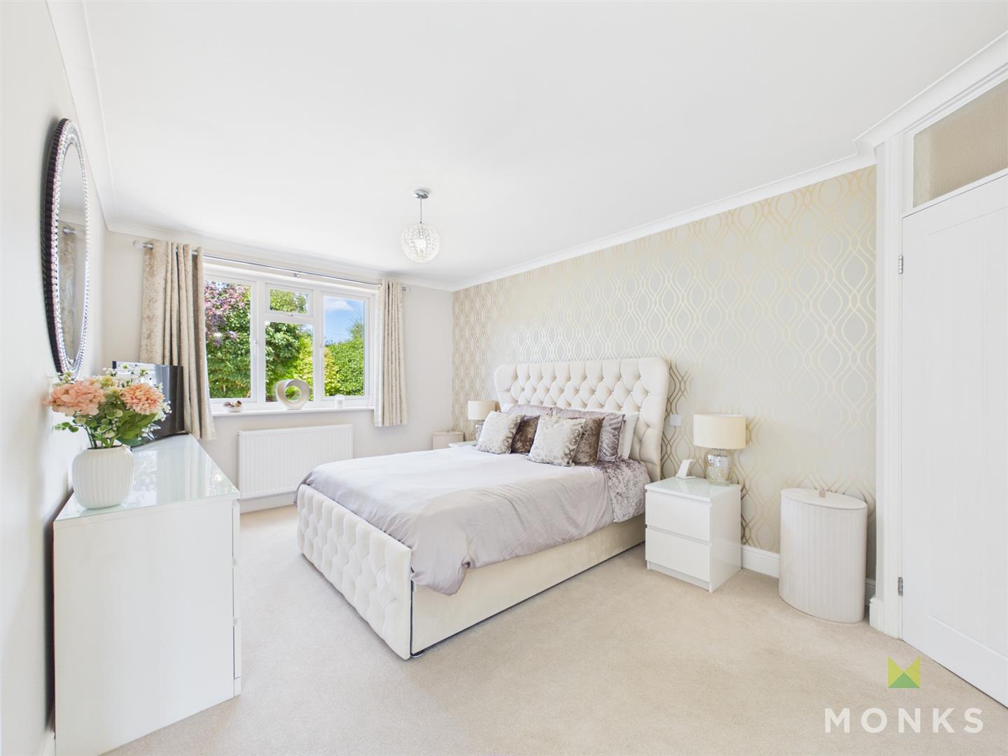 11 Hampton Close, Oswestry, SY11 1SL For Sale